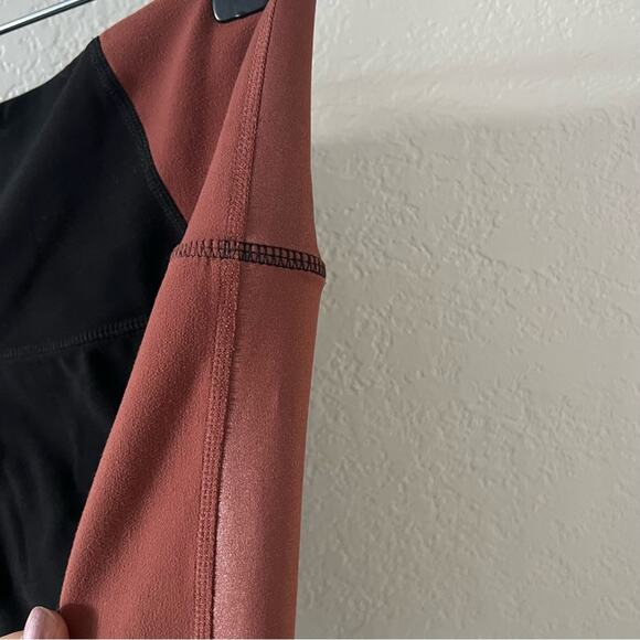 Athleta Salutation Colorblock Asym 7/8 Leggings In Powervita - Picture 7 of 10